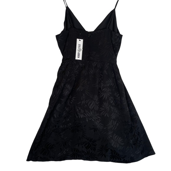 Steve Madden Black Dress Size 2 Sleeveless Floral Mini Cocktail Party - Picture 1 of 8